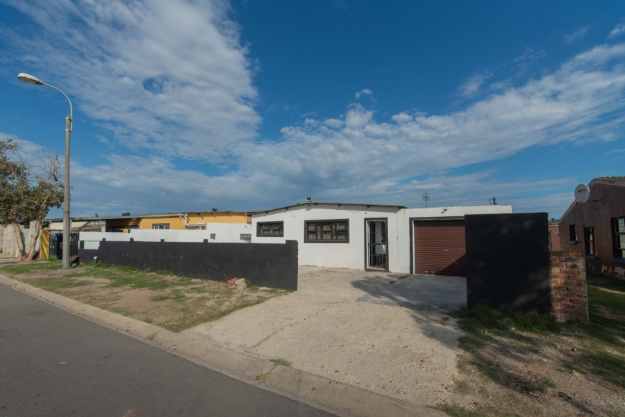 3 Bedroom Property for Sale in Windvogel Eastern Cape